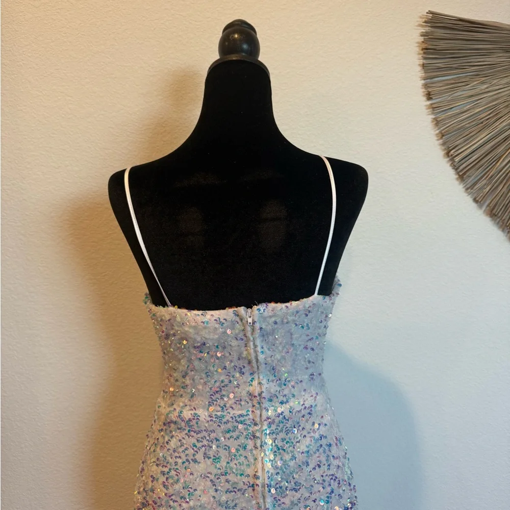 B. Smart White Sequin Prom Dress - Picture 9 of 15